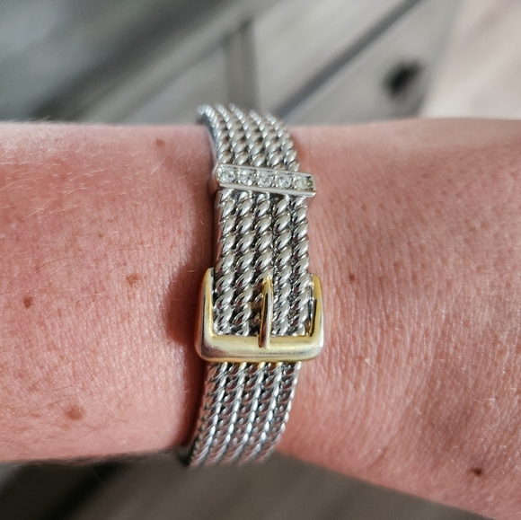 Bangle Bracelet - Picture 1 of 1